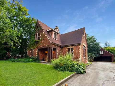 144 Country Club Rd, Chicago Heights, IL 60411