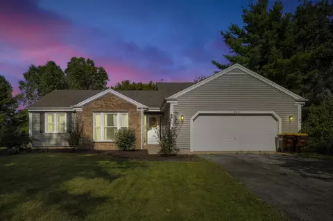 854 Walnut Ct, Marengo, IL 60152