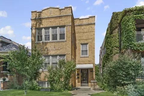 2542 W Cullom Ave, Chicago, IL 60618