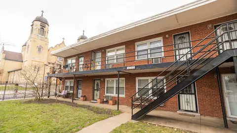 4700 N Ashland Ave #6, Chicago, IL 60640