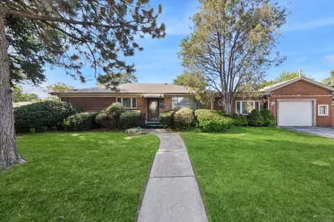 5500 W 90th St, Oak Lawn, IL 60453