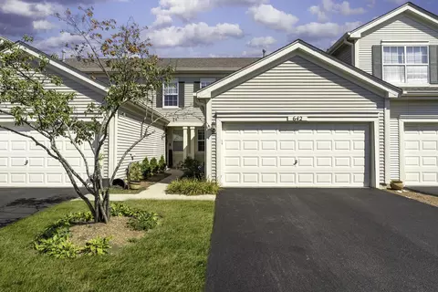 642 W Kristina Ln, Round Lake, IL 60073