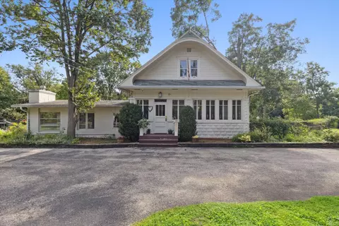 Undisclosed, Burr Ridge, IL 60527