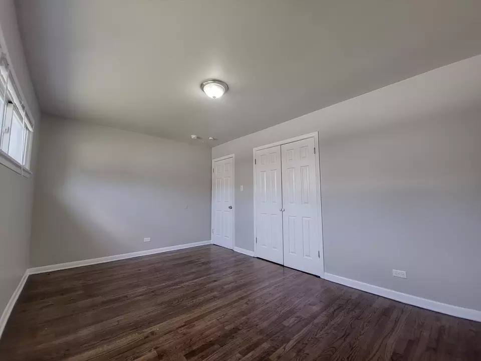 Bedroom - 14724 Michigan Ave, Dolton, IL 60419 photo 3 of 4