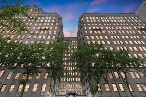 3534 N Lake Shore Dr #2C, Chicago, IL 60657