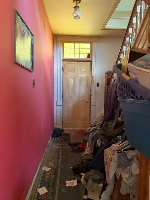 Entry Way - 1504 W 3rd St, Dixon, IL 61021 photo 1 of 2