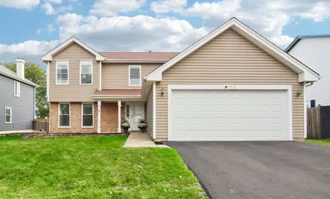 584 Lakewood Farms Dr, Bolingbrook, IL 60490
