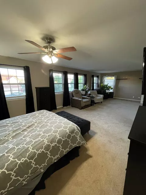 Bedroom - 186 Sunflower Ln, Bartlett, IL 60103 photo 1 of 3