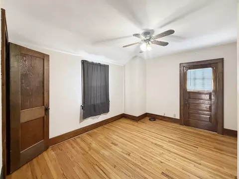 Bedroom - 727 E Garden St, Freeport, IL 61032 photo 3 of 3