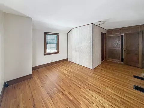 Bedroom - 727 E Garden St, Freeport, IL 61032 photo 1 of 3