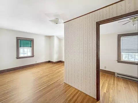 Bedroom - 727 E Garden St, Freeport, IL 61032 photo 2 of 3