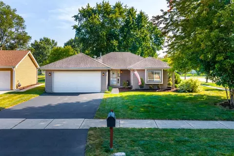 1334 Haverhill Cir, Naperville, IL 60563