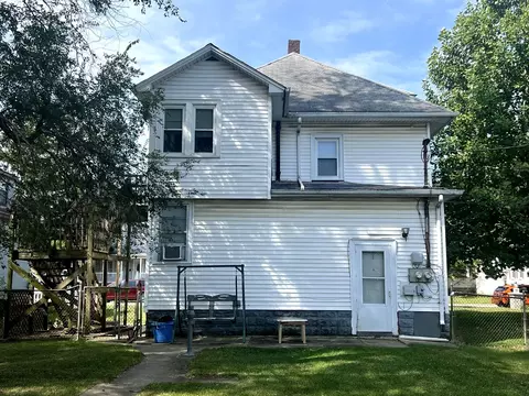 Exterior - 242 S Fraser Ave, Kankakee, IL 60901 photo 1 of 3