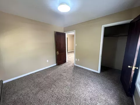Bedroom - 242 S Fraser Ave, Kankakee, IL 60901 photo 1 of 3