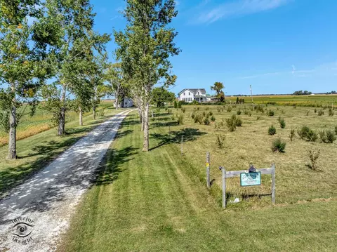1258 E 2900 North Rd, Clifton, IL 60927