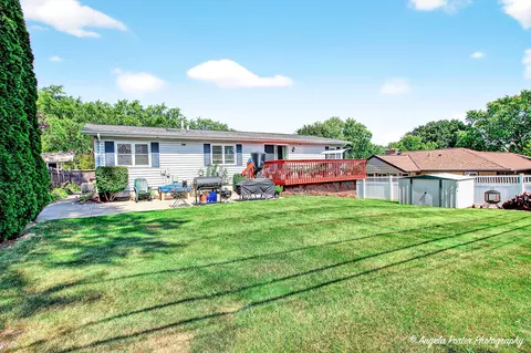 3203 Miller Dr, Mchenry, IL 60050 photo 35