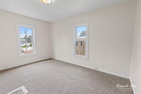 Bedroom - 837 S 4th Ave, Kankakee, IL 60901 photo 2 of 3