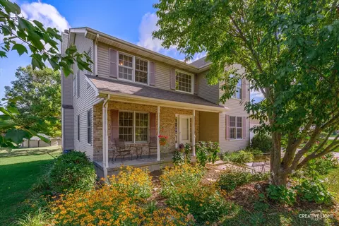 111 Salem Dr, Dekalb, IL 60115