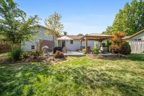 Exterior - 1002 N Fell Ave, Normal, IL 61761 photo 5 of 7