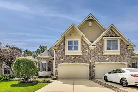 3123 Thorne Hill Ct #11, Lisle, IL 60532