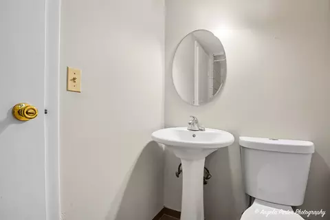 Bath - 1403 May Ave, Johnsburg, IL 60051 photo 2 of 3