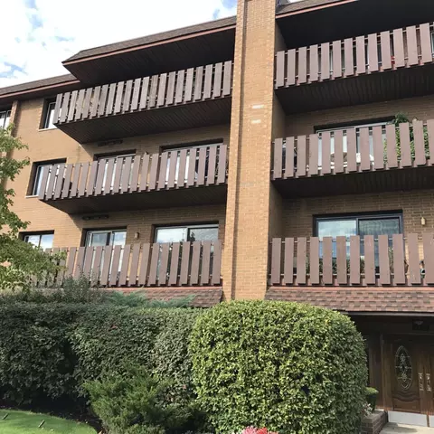 1795 Lake Cook Rd #110, Highland Park, IL 60035