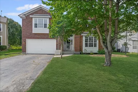 5610 Heartland Ct, Carpentersville, IL 60110