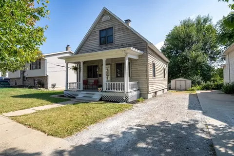 Exterior - 807 E Wood St, Bloomington, IL 61701 photo 8 of 8