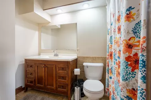 Bath - 807 E Wood St, Bloomington, IL 61701 photo 1 of 1