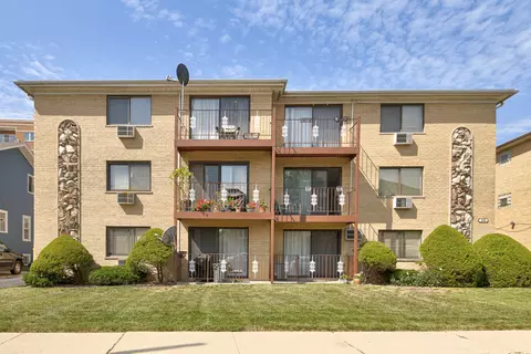 394 Alles St #3B, Des Plaines, IL 60016
