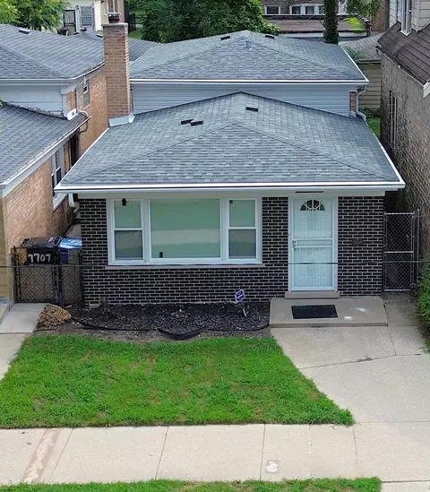 7709 S Champlain Ave, Chicago, IL 60619 photo 1