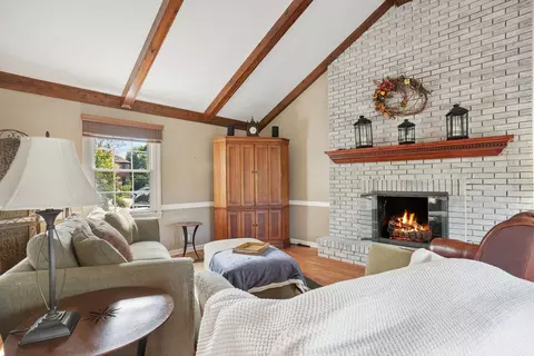1572 Clemson Dr, Naperville, IL 60565 photo 7