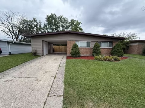 150 Algonquin St, Park Forest, IL 60466
