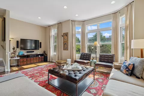 Living - 743 W 15th St, Chicago, IL 60607 photo 5 of 9