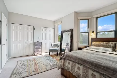 Bedroom - 743 W 15th St, Chicago, IL 60607 photo 2 of 4