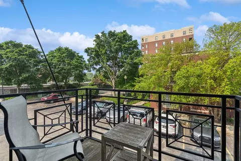 Exterior - 743 W 15th St, Chicago, IL 60607 photo 2 of 7