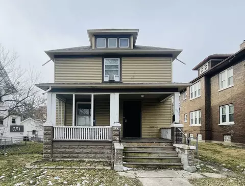 387 S Evergreen Ave, Kankakee, IL 60901