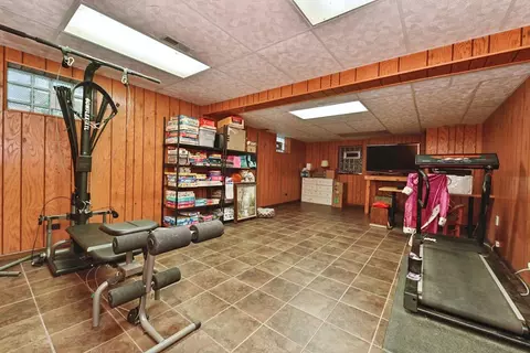Other - 910 Vera Ln, Wheeling, IL 60090 photo 1 of 11