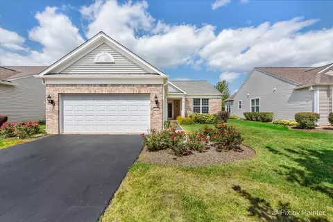3223 Epstein Cir, Mundelein, IL 60060