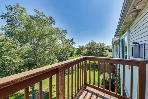 933 Parkhill Cir, Aurora, IL 60502 photo 16