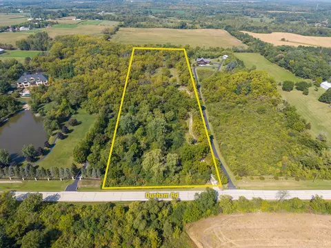 19710 Dunham Rd, Woodstock, IL 60098
