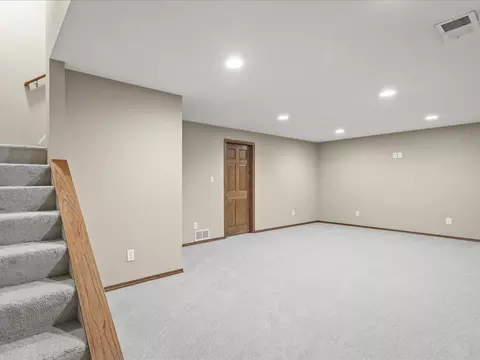 6058 Dorothy Ln, Roscoe, IL 61073 photo 38