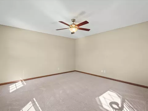 6058 Dorothy Ln, Roscoe, IL 61073 photo 8