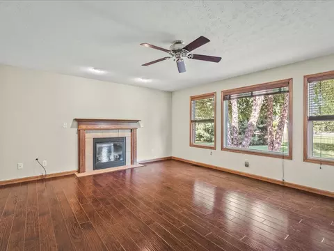 6058 Dorothy Ln, Roscoe, IL 61073 photo 20