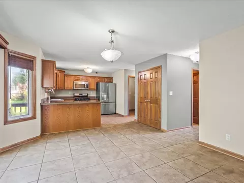 6058 Dorothy Ln, Roscoe, IL 61073 photo 22