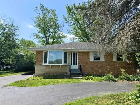 19 W637 14th Pl, Lombard, IL 60148