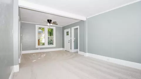 114 W North St, Danvers, IL 61732 photo 4