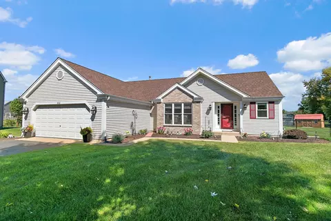 860 Woodland Ct, Marengo, IL 60152