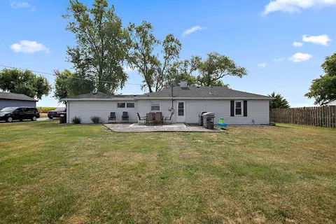 Exterior - 1627 W 2000s Rd, Kankakee, IL 60901 photo 5 of 6