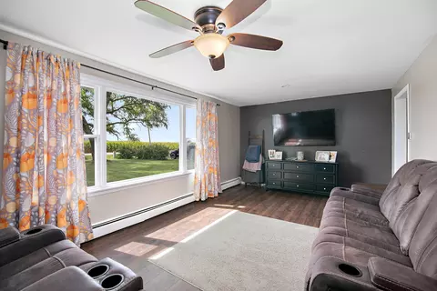 Living - 1627 W 2000s Rd, Kankakee, IL 60901 photo 1 of 3